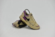 Load image into Gallery viewer, (1992) Nike Air Analogue