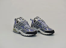 Load image into Gallery viewer, (2001) Nike Air P9000