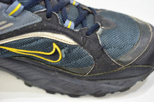 Load image into Gallery viewer, (2004) Nike Air Terra Sebec