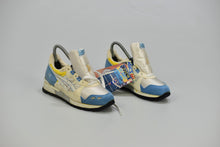 Load image into Gallery viewer, (1986) Asics Lady Gel Lyte