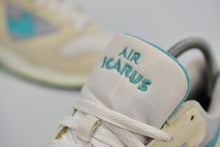 Load image into Gallery viewer, (1992) Nike Air Icarus