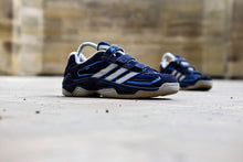 Load image into Gallery viewer, (2001) Adidas Veda