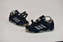 Load image into Gallery viewer, (2001) Adidas Veda