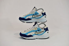 Load image into Gallery viewer, (1997) Nike Skylon Triax III