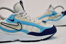 Load image into Gallery viewer, (1997) Nike Skylon Triax III