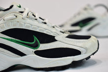 Load image into Gallery viewer, (1998) Nike Air Attest