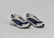 Load image into Gallery viewer, (2003) Nike Jet Stream Plus