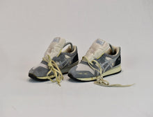 Load image into Gallery viewer, (1988) Asics Gel 100