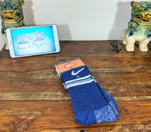 Load image into Gallery viewer, (2000&#39;s) Nike Sport Socks