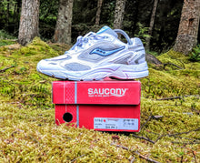 Load image into Gallery viewer, (2005) Saucony Grid RW2